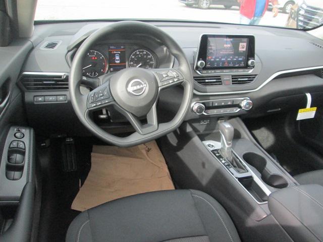 new 2025 Nissan Altima car, priced at $27,750