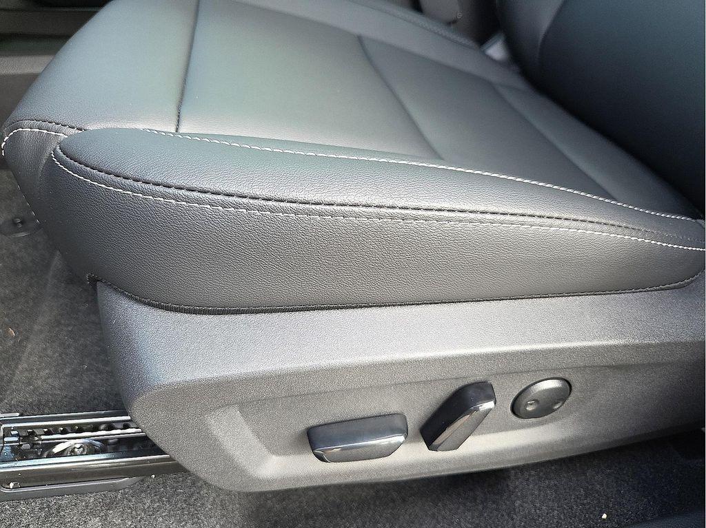new 2025 Nissan Murano car, priced at $46,323