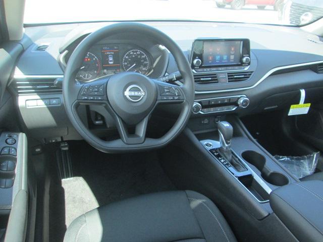 new 2024 Nissan Altima car, priced at $23,325