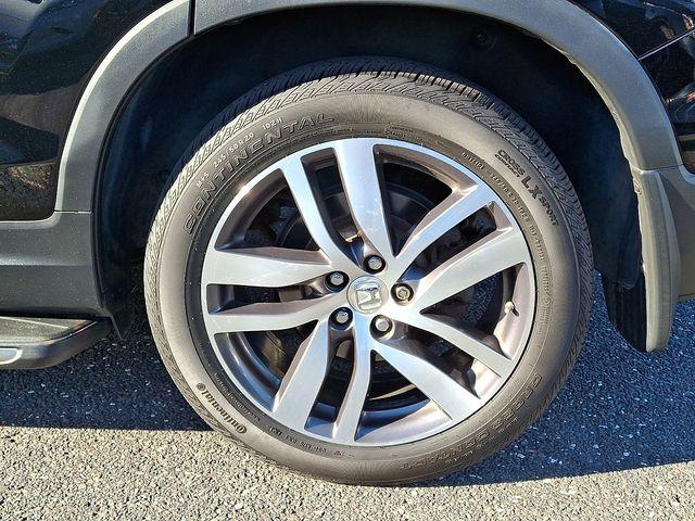 used 2017 Honda Pilot car, priced at $22,860