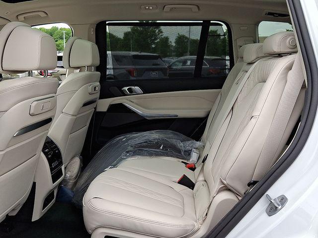 new 2026 BMW X7 car