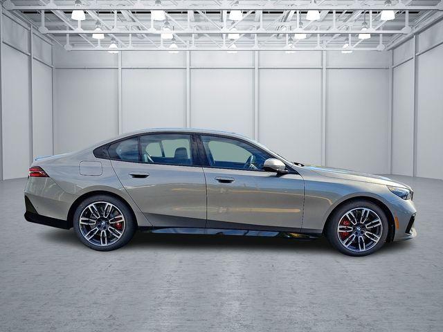 new 2026 BMW 550e car