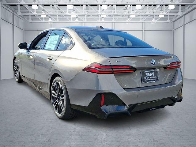 new 2026 BMW 550e car