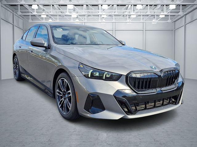 new 2026 BMW 550e car