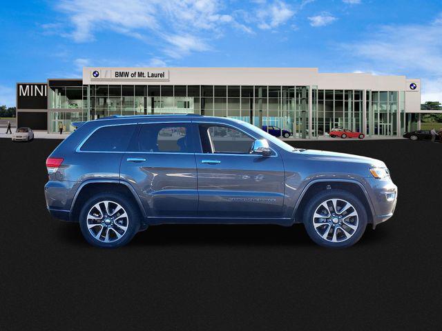 used 2017 Jeep Grand Cherokee car, priced at $21,149