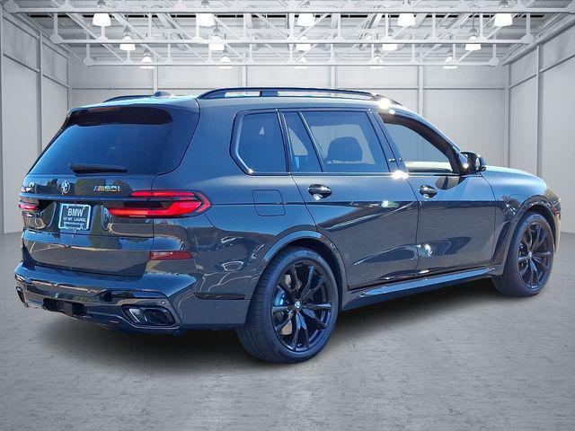 new 2025 BMW X7 car, priced at $120,470