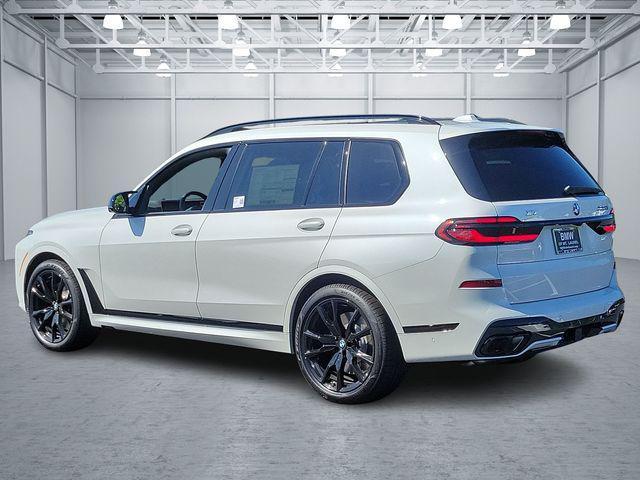 new 2025 BMW X7 car, priced at $118,410