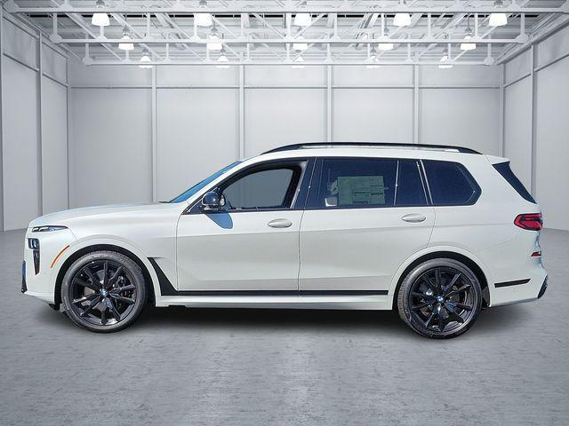 new 2025 BMW X7 car, priced at $118,410