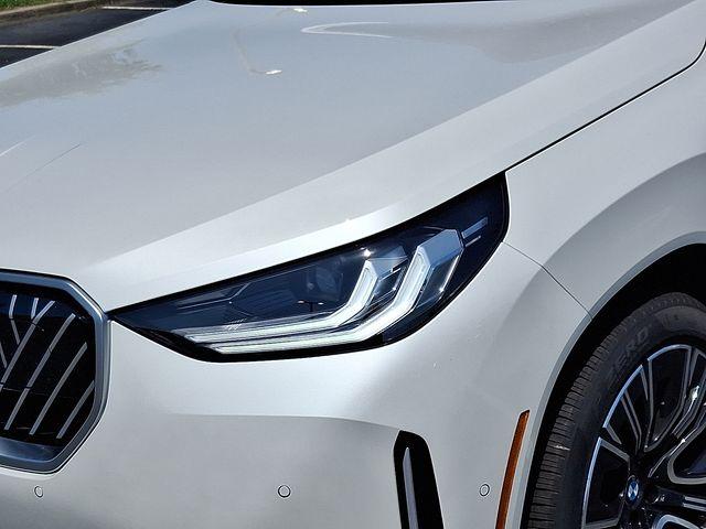 new 2025 BMW X3 car, priced at $55,975