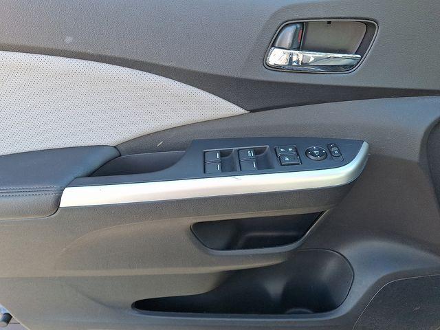 used 2016 Honda CR-V car, priced at $17,105