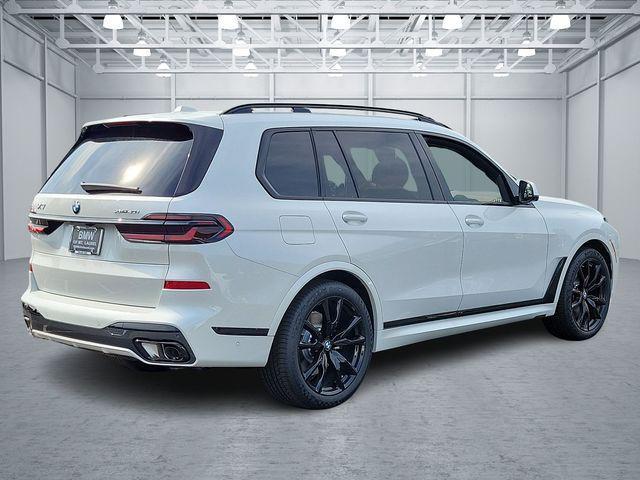 new 2025 BMW X7 car, priced at $98,620