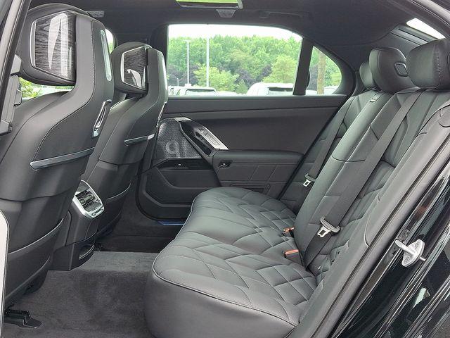 new 2025 BMW 760 car, priced at $135,775