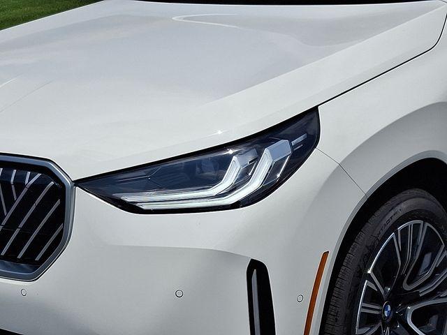 new 2025 BMW X3 car, priced at $55,680
