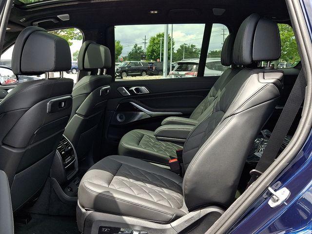 new 2026 BMW X7 car