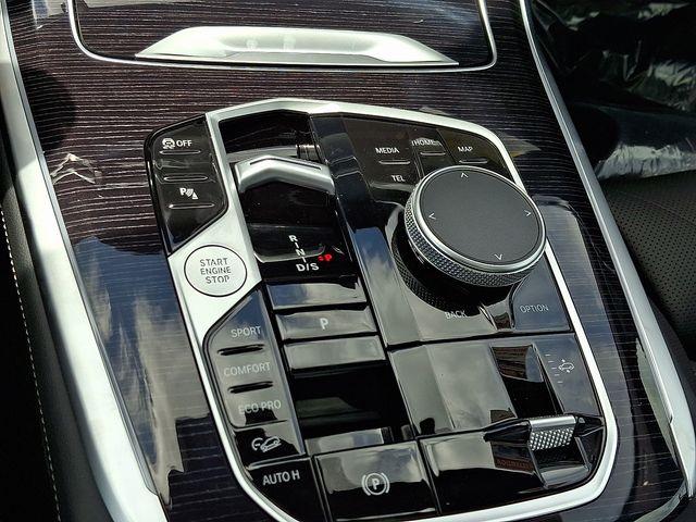 new 2026 BMW X7 car