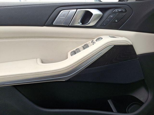 used 2022 BMW X7 car, priced at $54,998