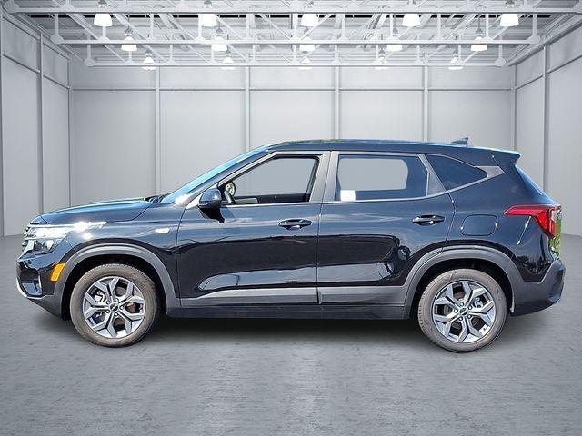 used 2024 Kia Seltos car, priced at $22,330