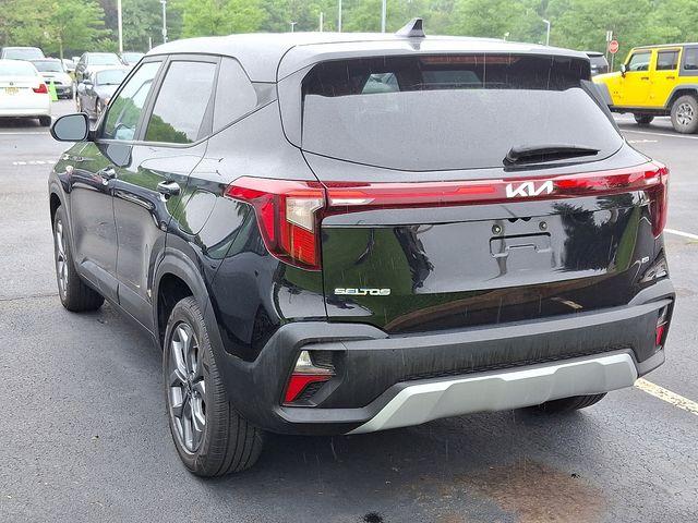 used 2024 Kia Seltos car, priced at $22,330
