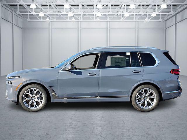 new 2025 BMW X7 car, priced at $91,470