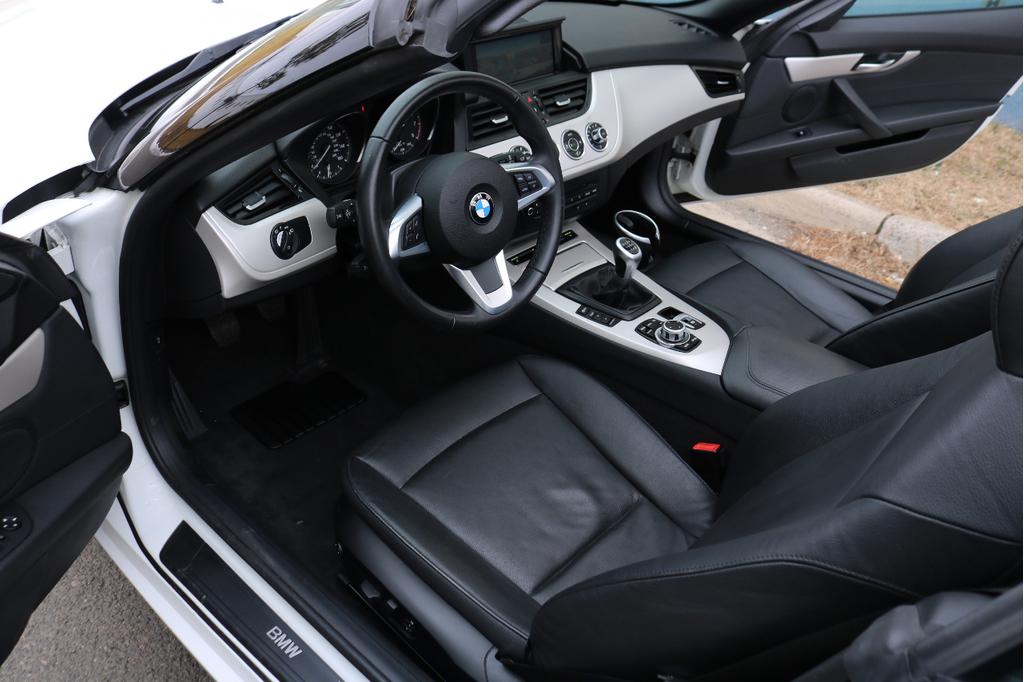 used 2015 BMW Z4 car, priced at $26,995