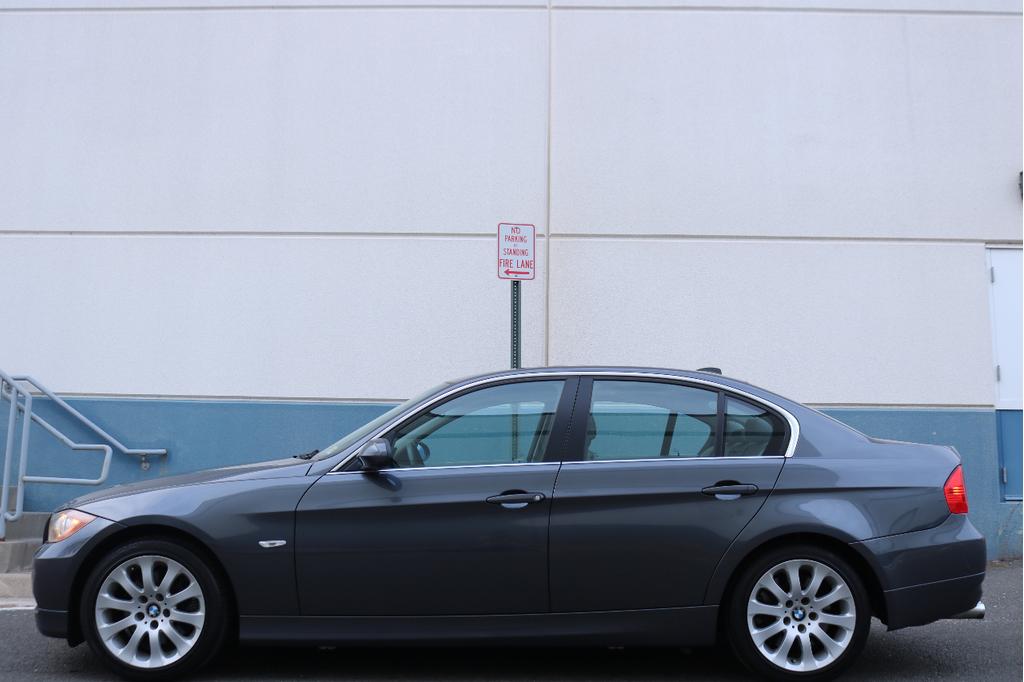 used 2006 BMW 330 car, priced at $12,995