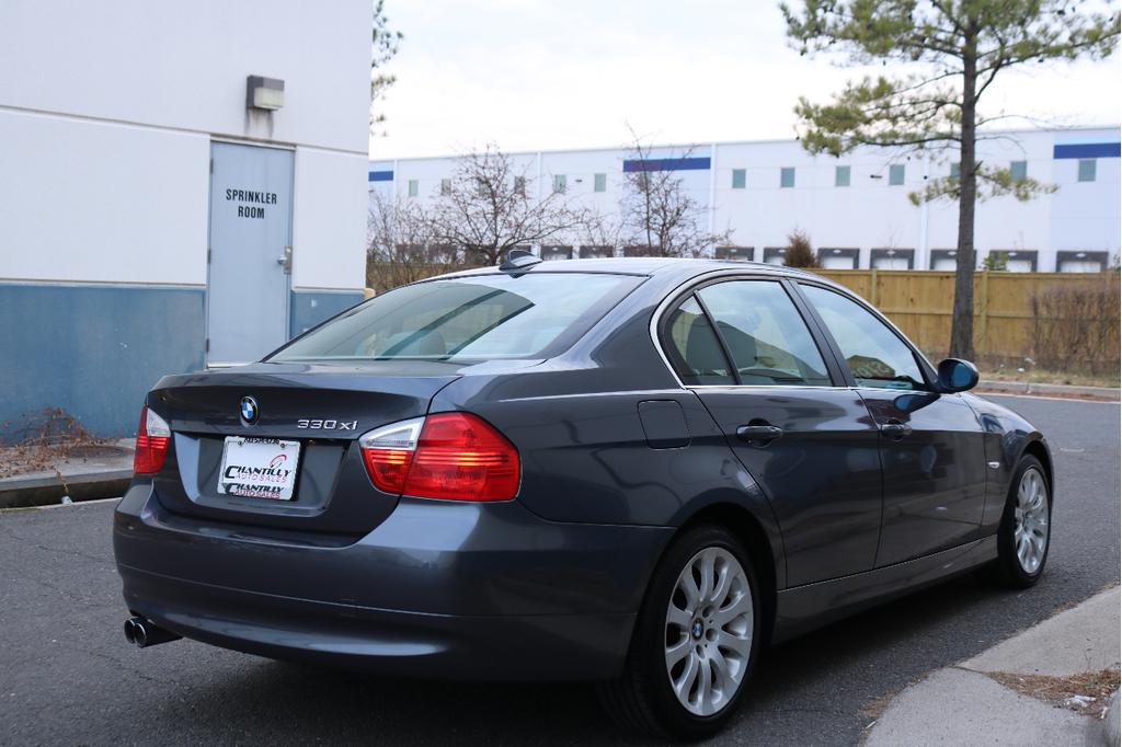 used 2006 BMW 330 car, priced at $12,995