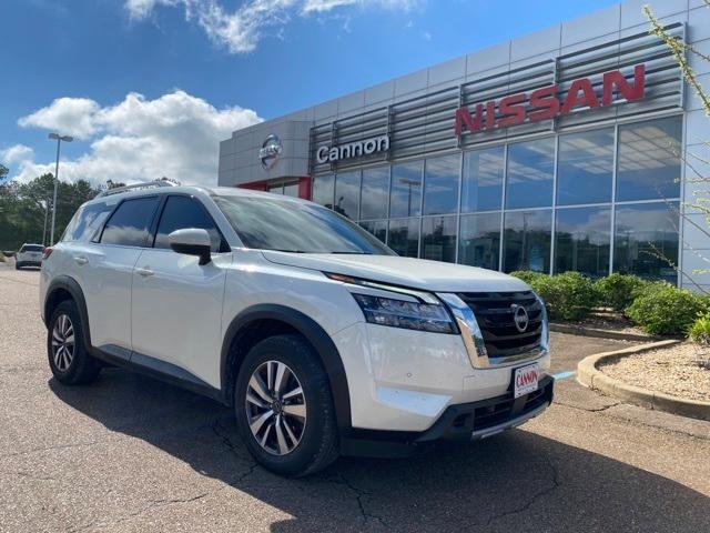 used 2023 Nissan Pathfinder car, priced at $36,982