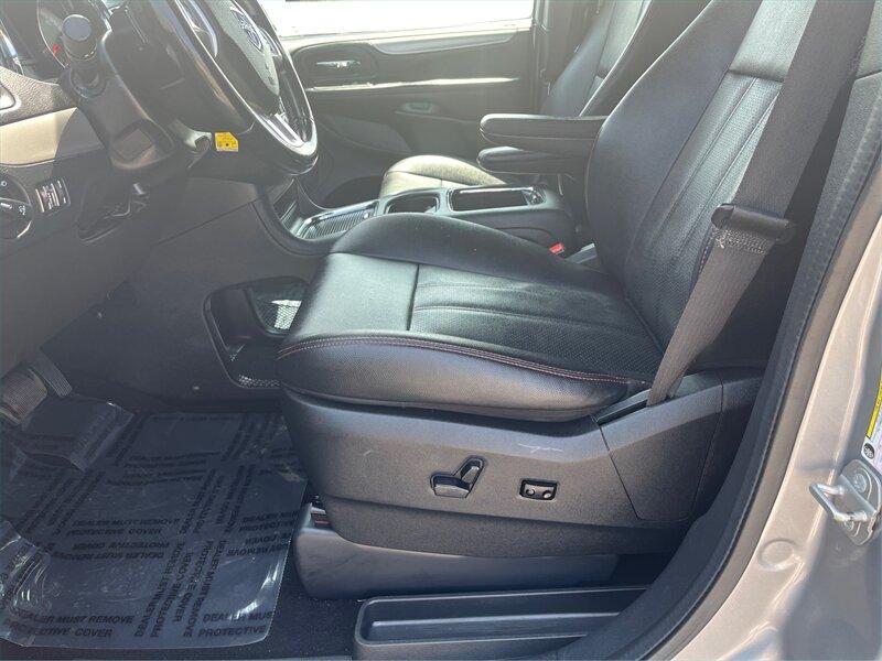 used 2020 Dodge Grand Caravan car, priced at $16,304