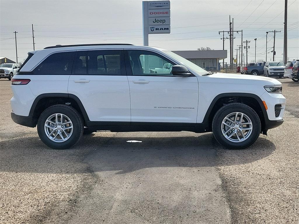 new 2025 Jeep Grand Cherokee car, priced at $36,497