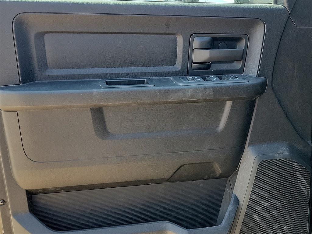 new 2025 Ram 3500 car, priced at $68,865