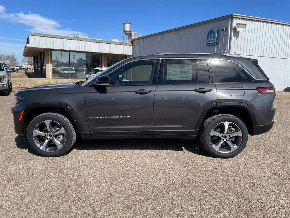 new 2024 Jeep Grand Cherokee car, priced at $51,498