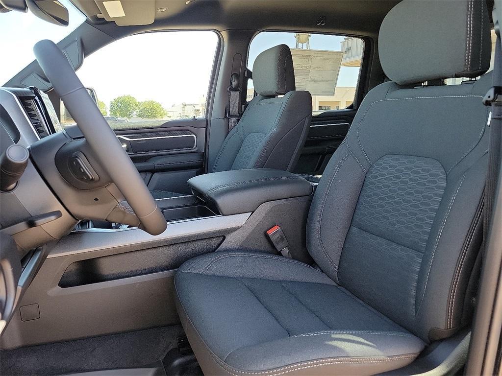 new 2025 Ram 1500 car, priced at $54,162