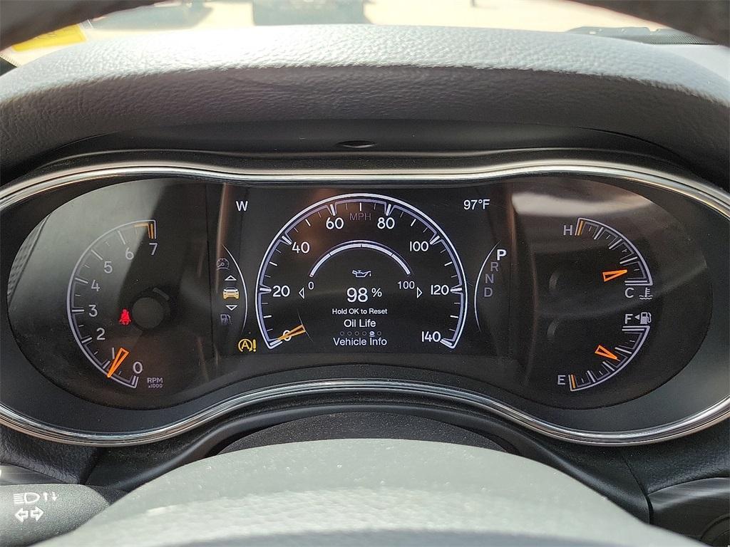 used 2022 Jeep Grand Cherokee WK car, priced at $26,587