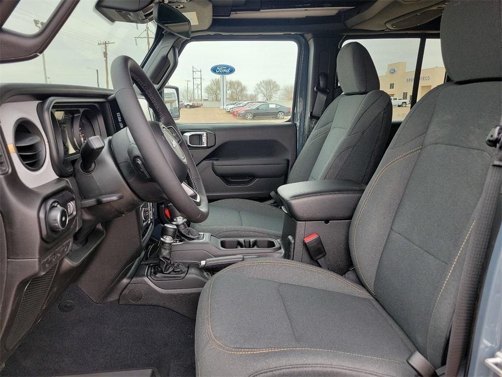new 2025 Jeep Wrangler car, priced at $48,945