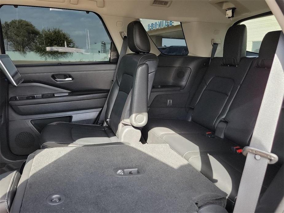 used 2022 Nissan Pathfinder car, priced at $29,994