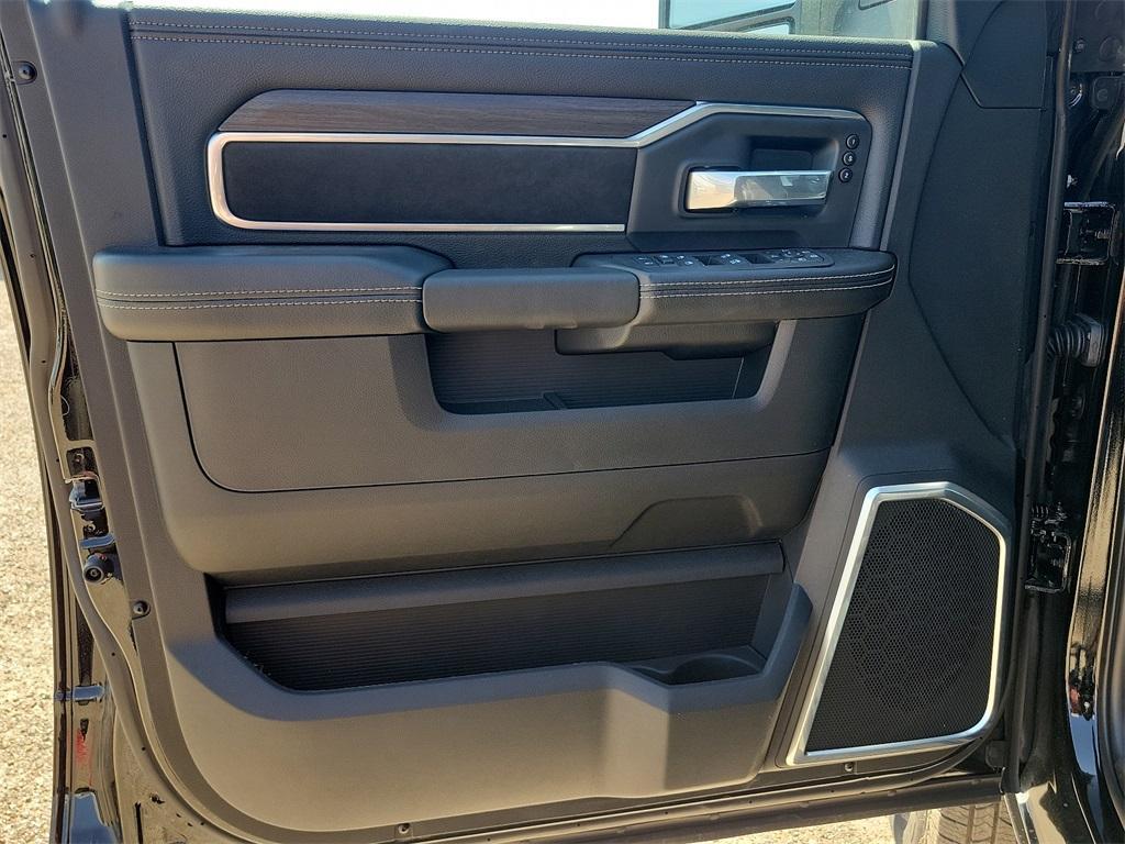 new 2025 Ram 3500 car