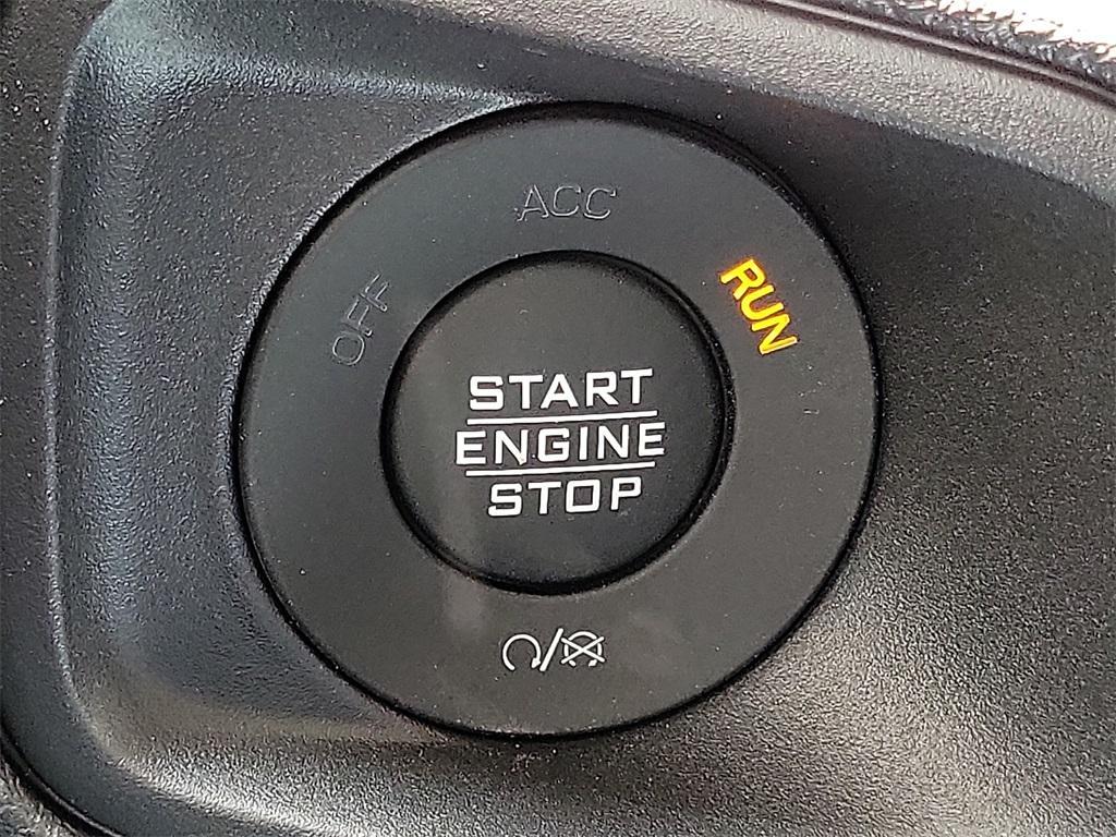 new 2025 Jeep Wrangler car, priced at $39,954