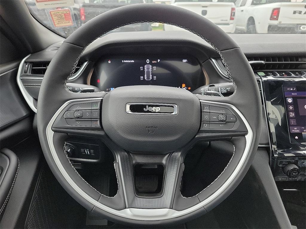 new 2025 Jeep Grand Cherokee car, priced at $42,710