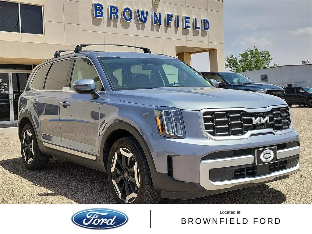used 2024 Kia Telluride car, priced at $35,660