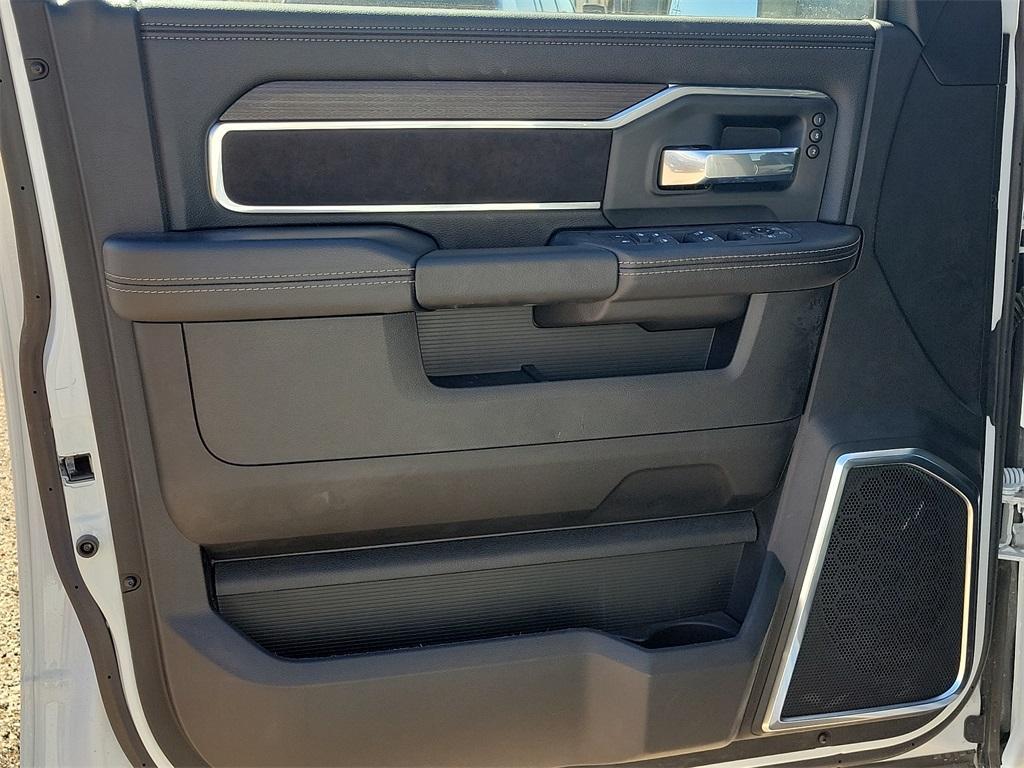 new 2025 Ram 3500 car