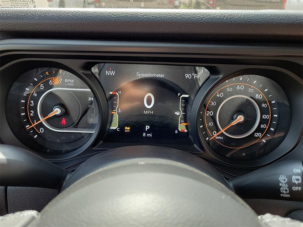 new 2025 Jeep Wrangler car, priced at $40,414