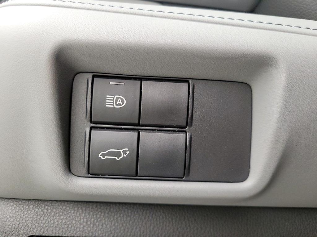 used 2022 Toyota Highlander car, priced at $35,998