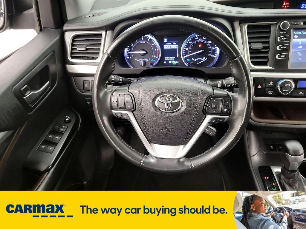 used 2019 Toyota Highlander car, priced at $25,998