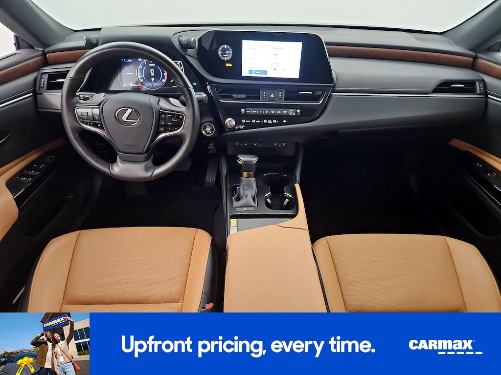 used 2024 Lexus ES 350 car, priced at $40,998