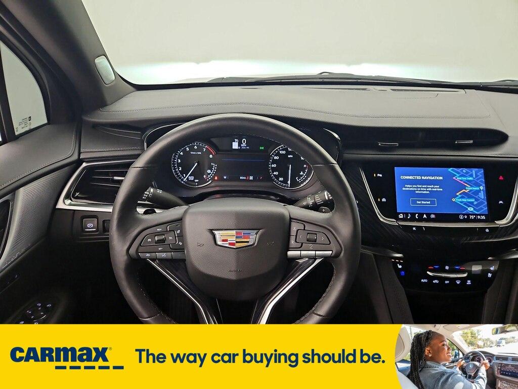 used 2024 Cadillac XT6 car, priced at $49,998