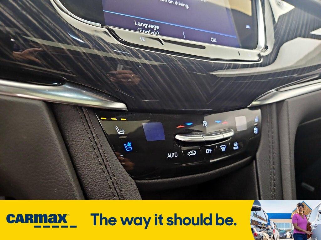 used 2024 Cadillac XT6 car, priced at $49,998