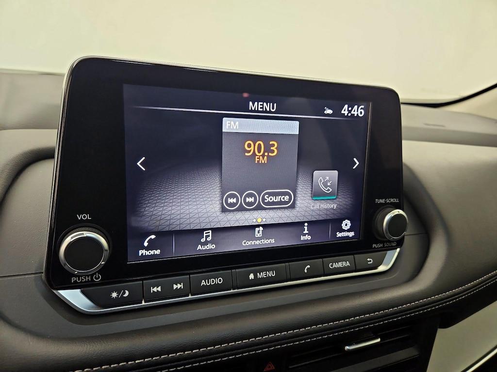 used 2024 Nissan Rogue car, priced at $27,998