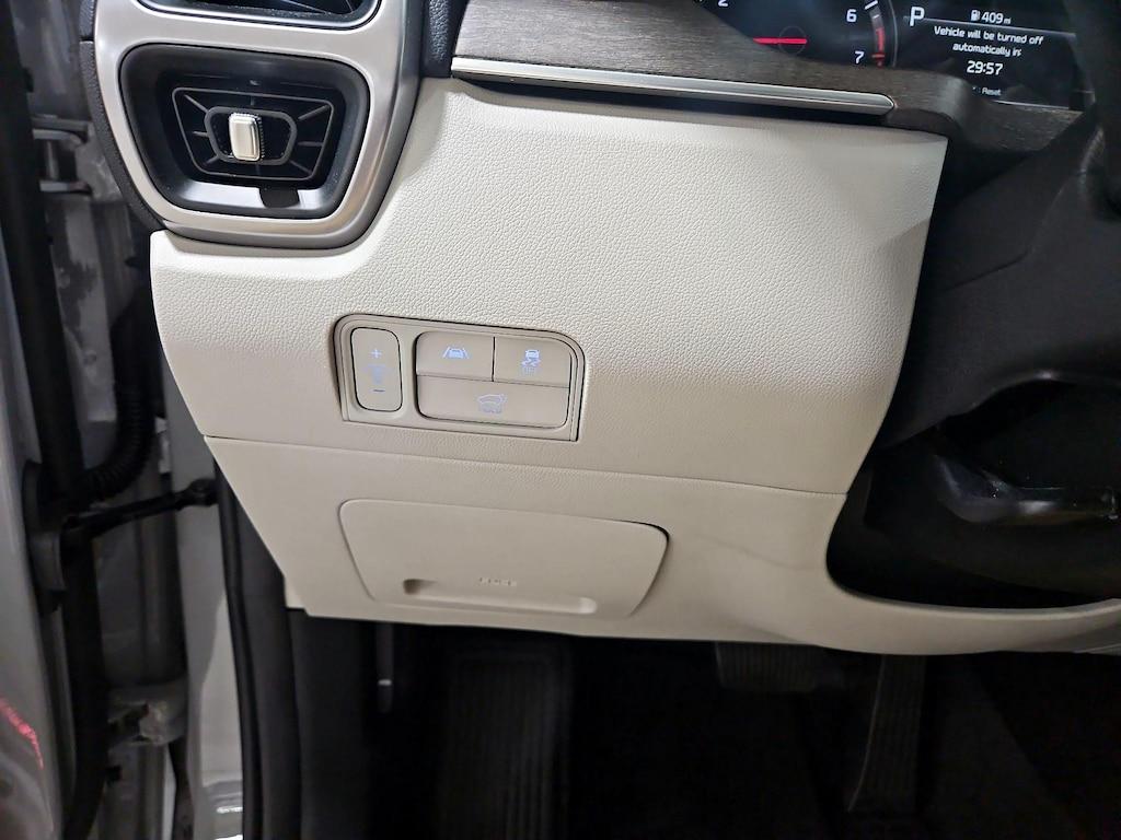 used 2023 Kia Sorento car, priced at $30,998