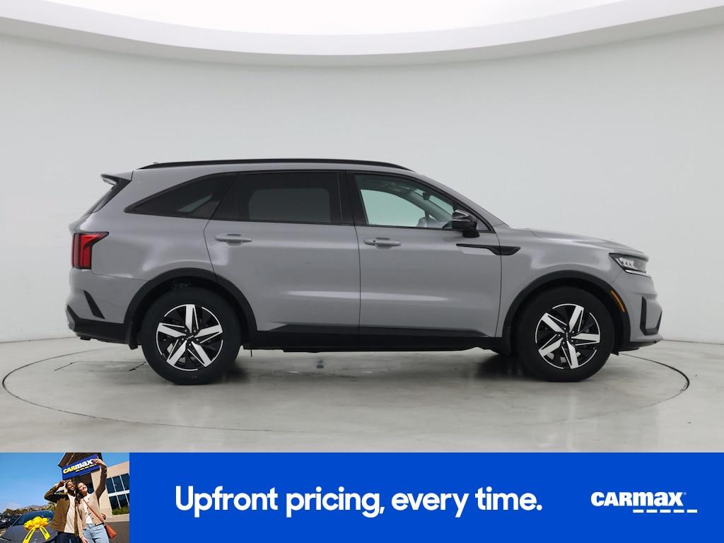 used 2023 Kia Sorento car, priced at $30,998