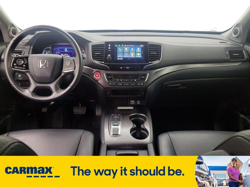 used 2022 Honda Pilot car, priced at $33,998